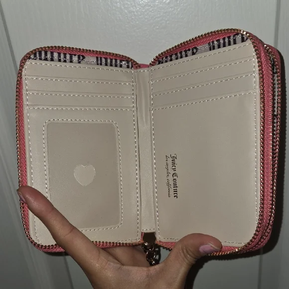 Juicy Couture Coral Pink Wallet - Picture 3 of 4